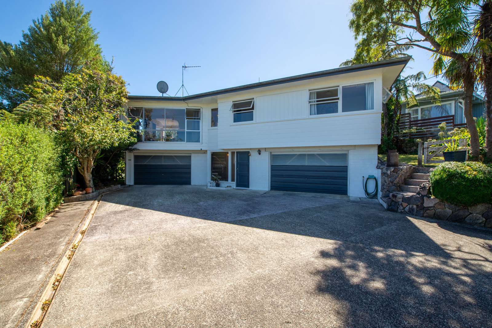 53 Grand Vue Road, Kawaha Point, Rotorua, 3 Bedrooms, 1 Bathrooms, House