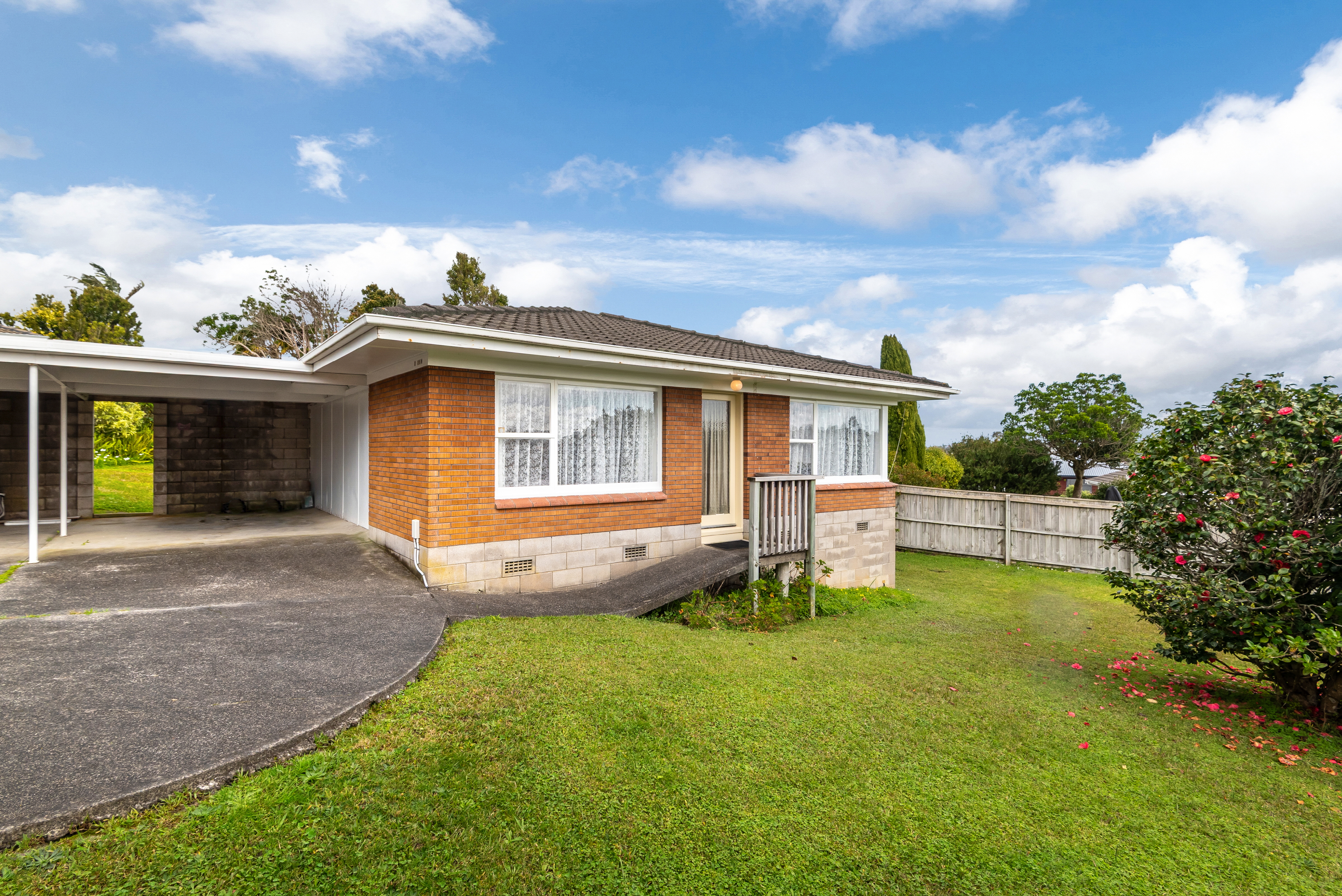 2/28b Sunnynook Road, Sunnynook, Auckland - North Shore, 2 Bedrooms, 1 Bathrooms, House