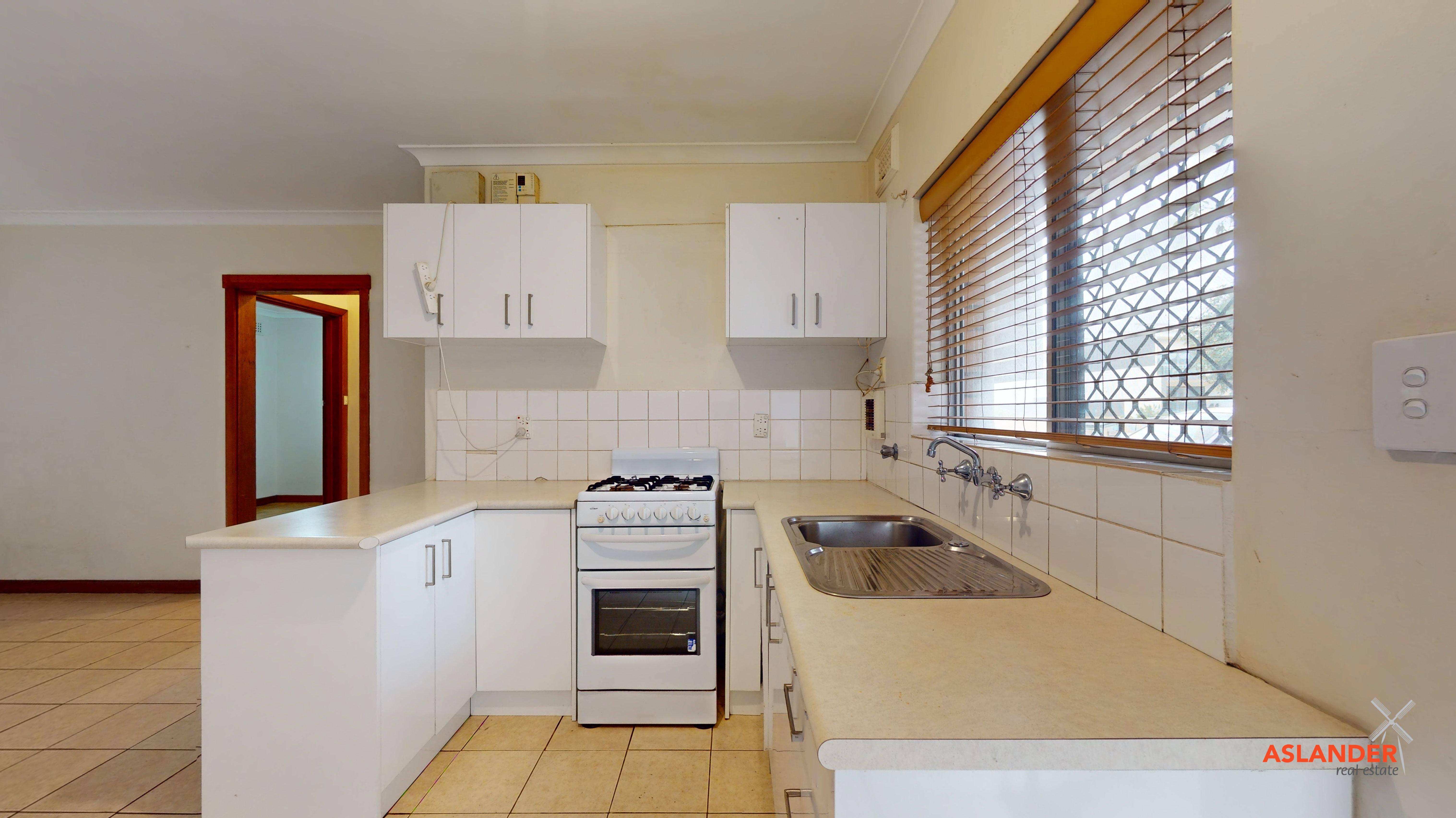 UNIT 4 171 HUBERT ST, East Victoria Park, South East Perth, 0 rūma, 0 rūma horoi, Unit