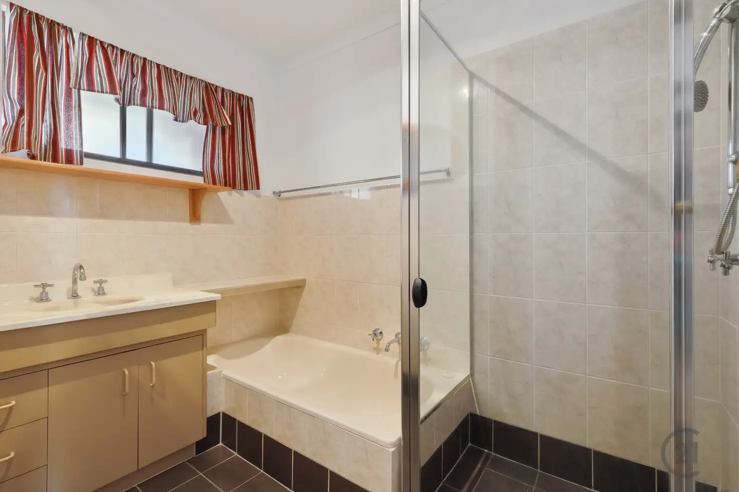 UNIT 2 4-6 MALONE CR, Morphett Vale, Southern Adelaide, 0 ห้องนอน, 0 ห้องน้ำ, Unit