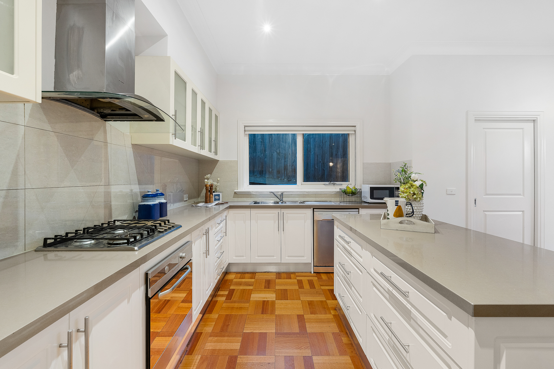 UNIT 3 41 JOHN ST, Templestowe Lower, Inner East Melbourne, 0 rūma, 0 rūma horoi, Townhouse