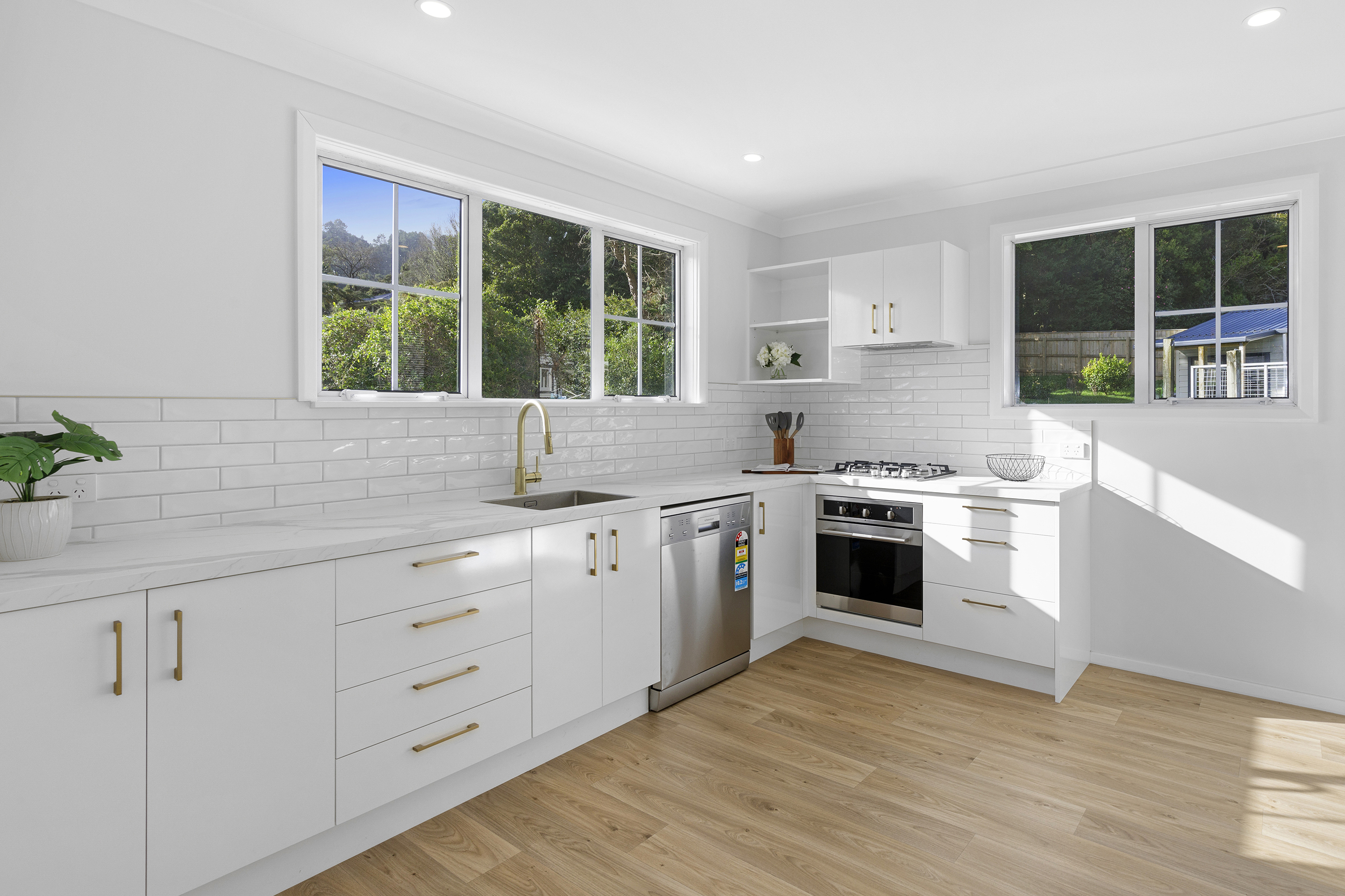 117 Horoeka Street, Stokes Valley, Lower Hutt, 5 Kuwarto, 1 Banyo, House