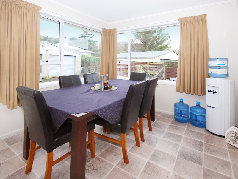 81 Watt Street, Featherston, South Wairarapa, 5 ਕਮਰੇ, 0 ਬਾਥਰੂਮ