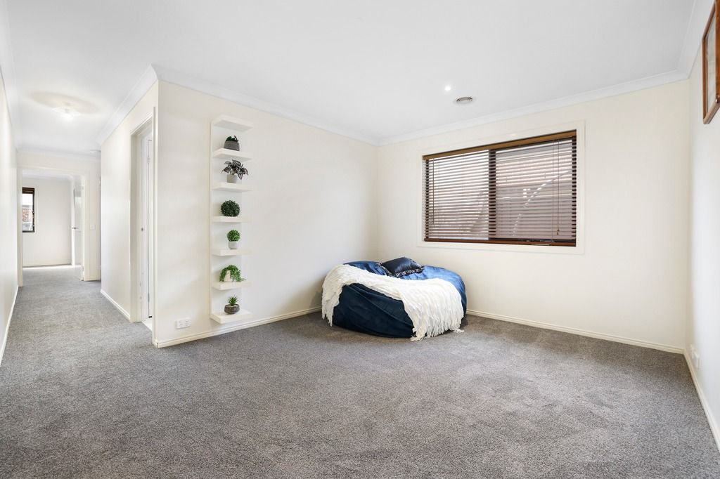 5 KINGLAKE DR, Manor Lakes, South West Melbourne, 0 침실, 0 욕실, House