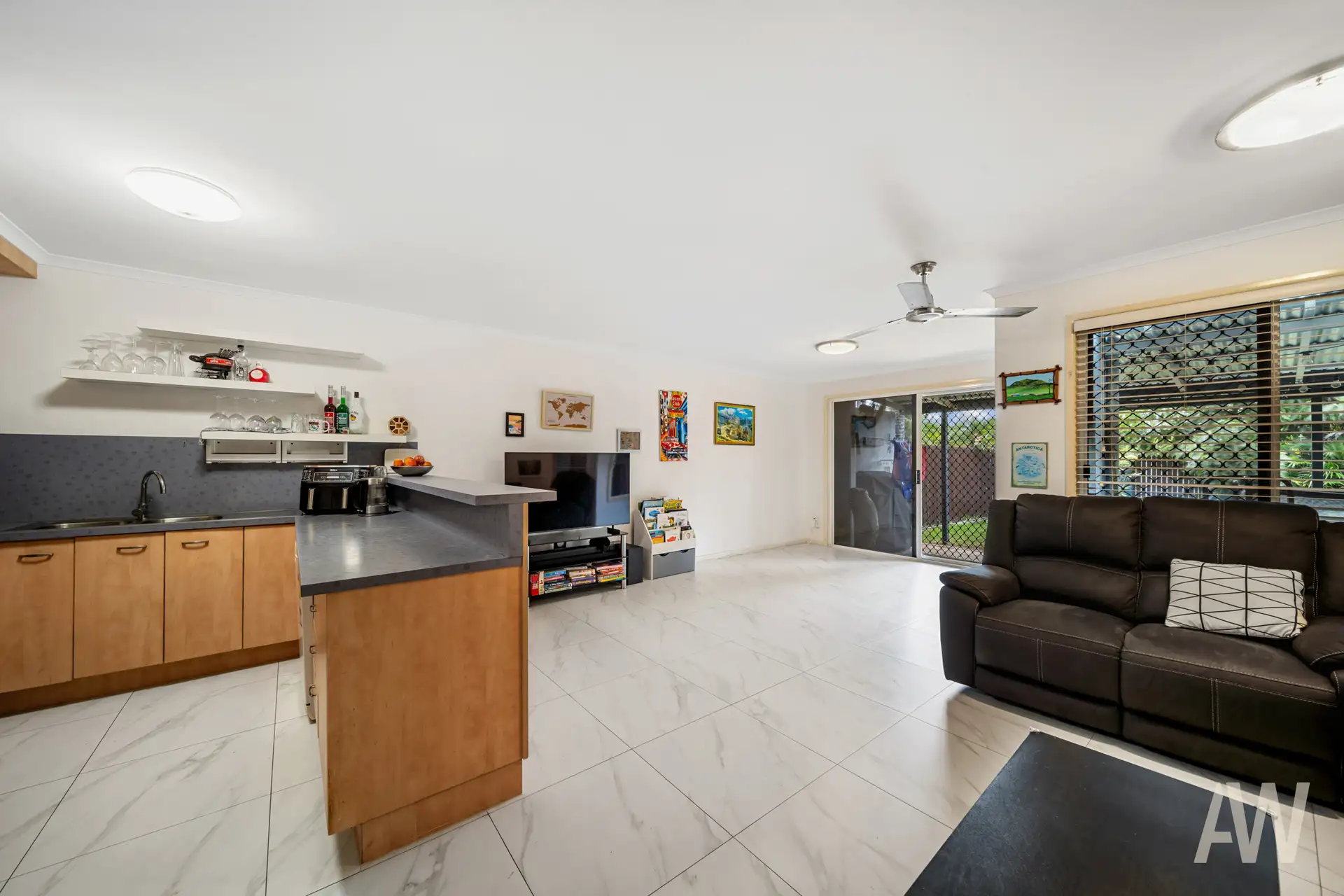 TOKARA QUAYS UNIT 3 52 NAROON CR, Wurtulla, Sunshine Coast, 0部屋, 0バスルーム, Unit