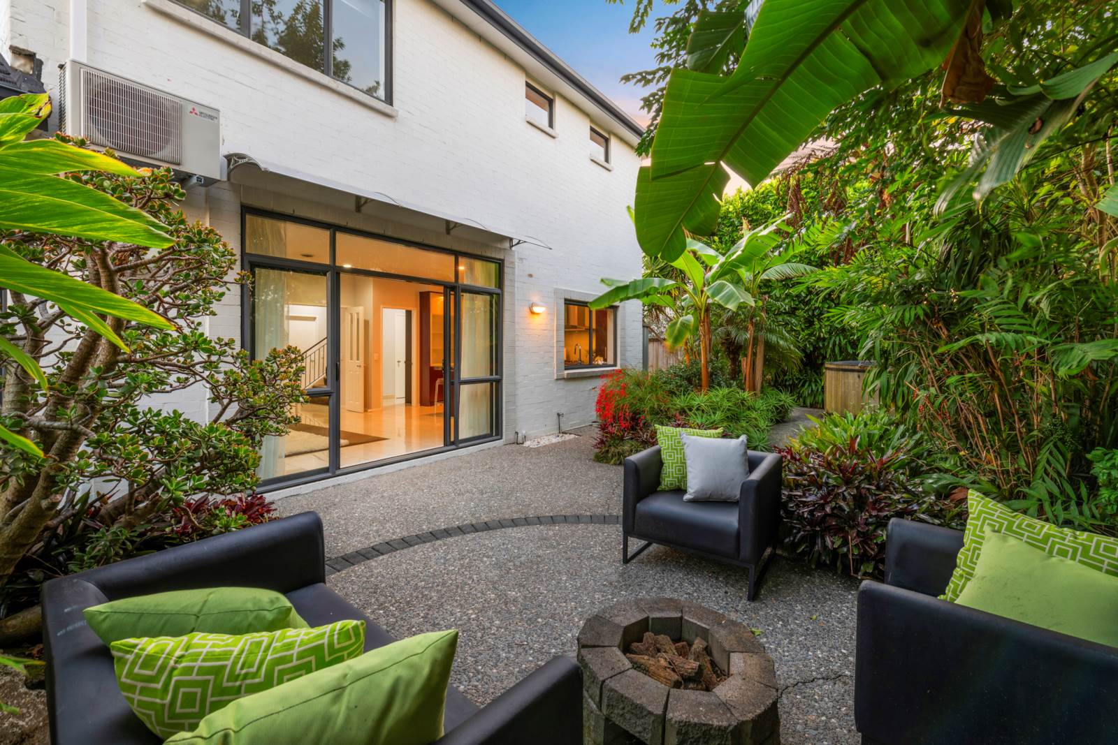 117 Gracechurch Drive, Flat Bush, Manukau City, 3 Kuwarto, 2 Banyo, House