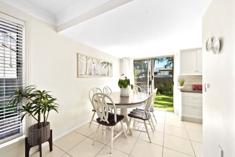 RUNAWAY PLACE UNIT 4 348 OXLEY DR, Coombabah, Gold Coast, 0房, 0浴, Townhouse