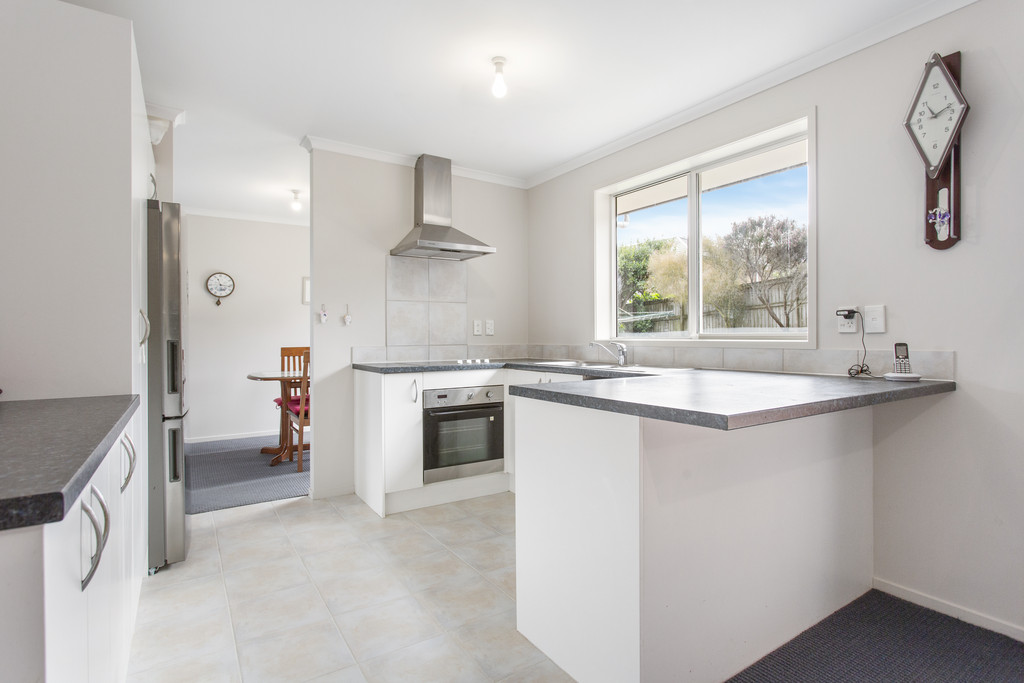 8 Johnson Street, Tuakau, Franklin, 4 ਕਮਰੇ, 2 ਬਾਥਰੂਮ