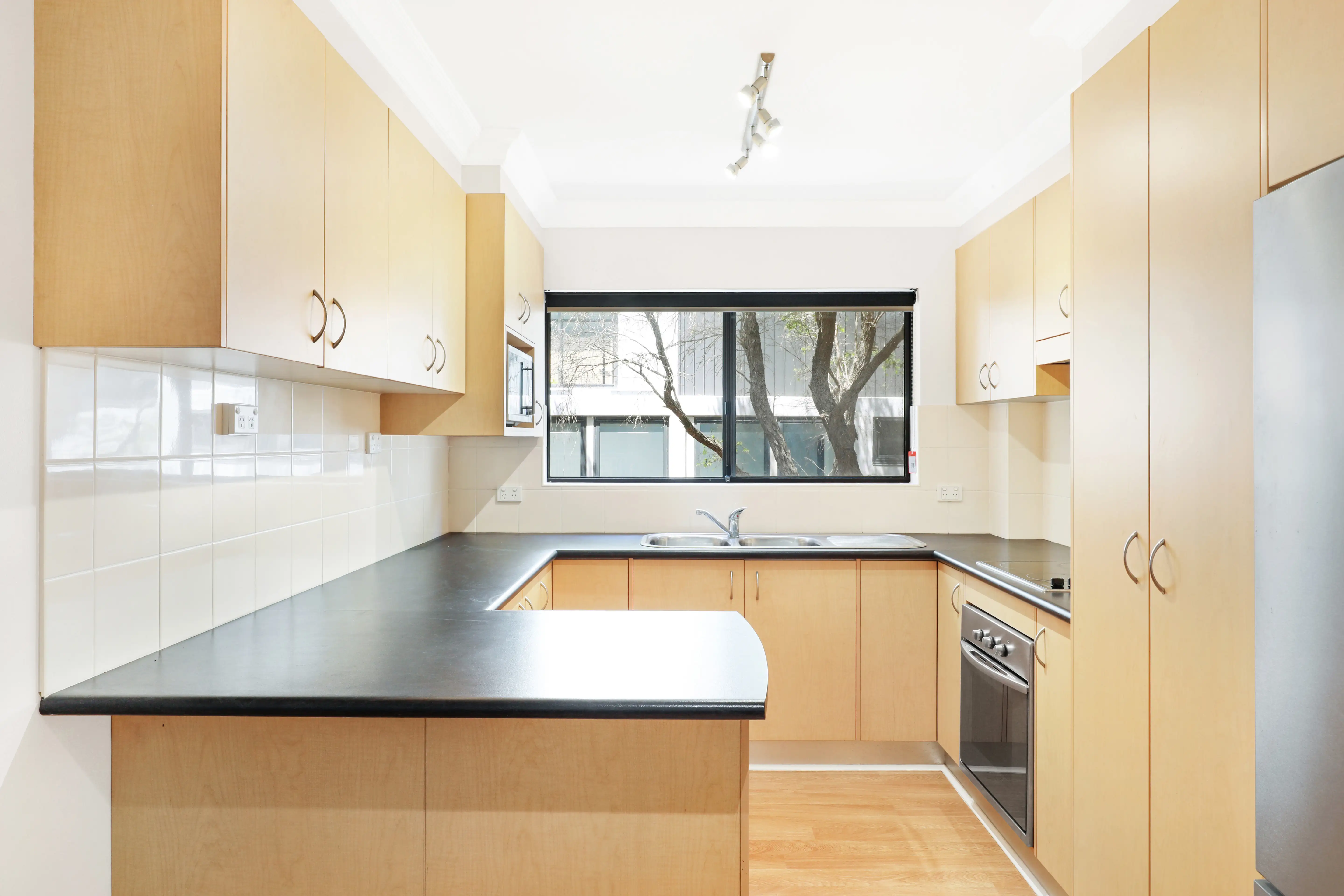 UNIT 5 18 SMITH ST, Wollongong, Wollongong - Greater Region, 0房, 0浴, Unit