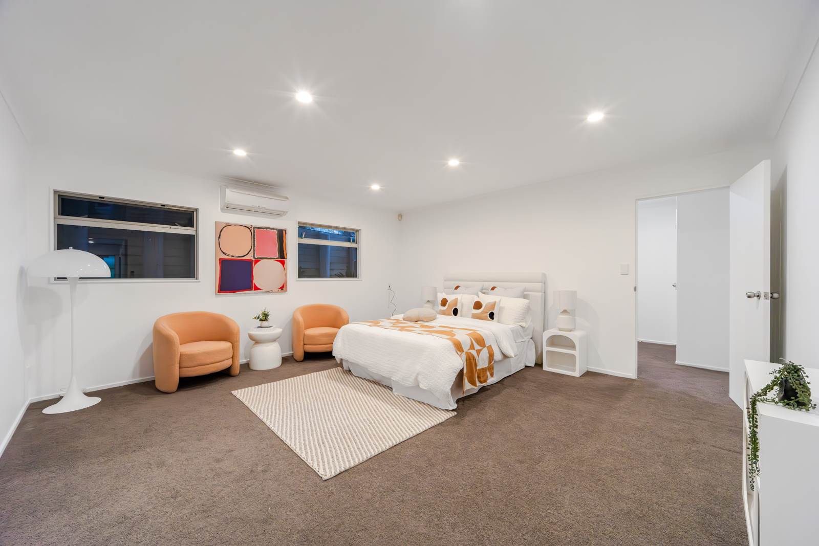 19 Peter Terrace, Castor Bay, Auckland - North Shore, 5房, 3浴, House