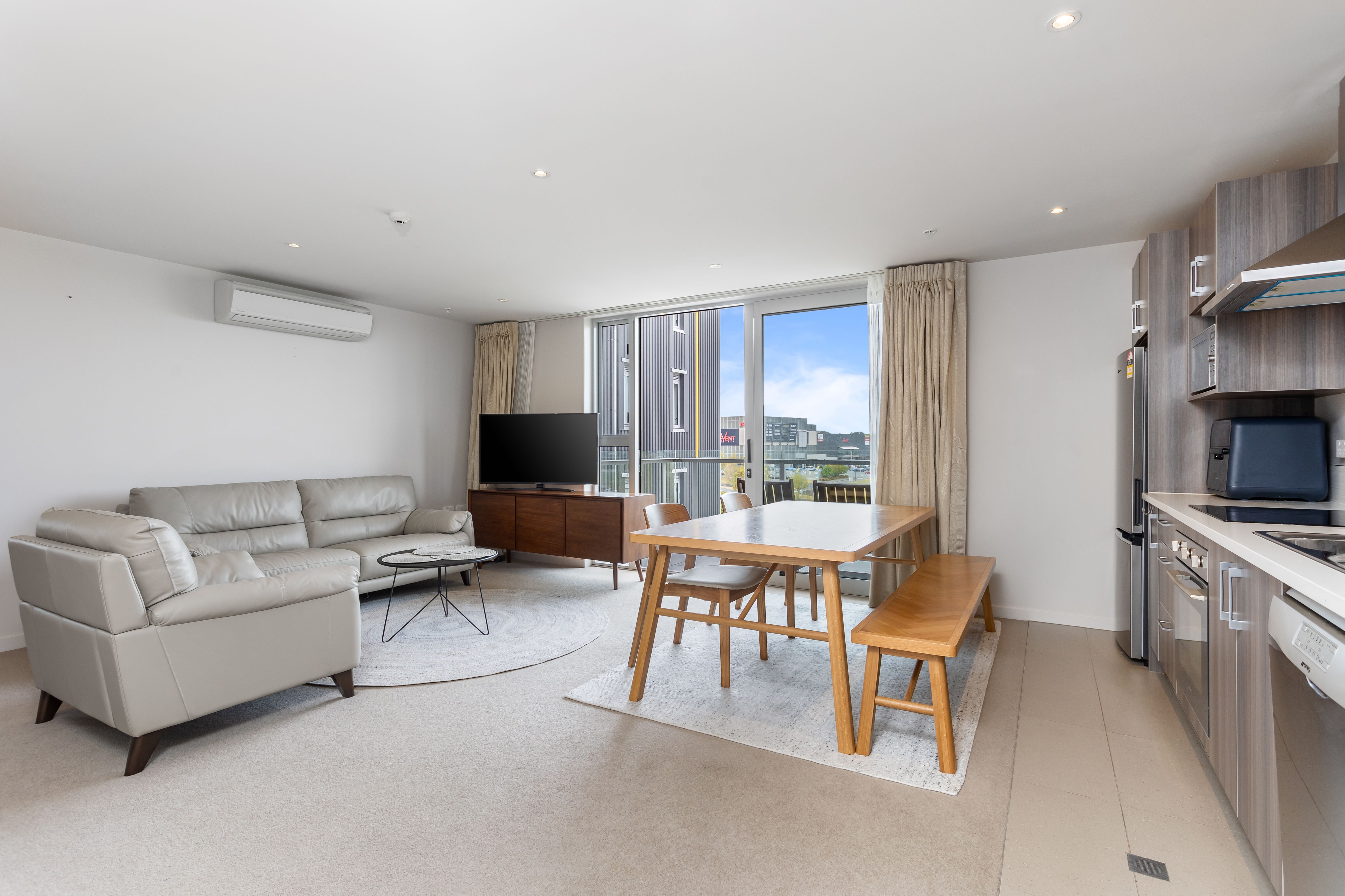 506/25 Don Mckinnon Drive, Albany, North Shore City, 4 침실, 3 욕실, House