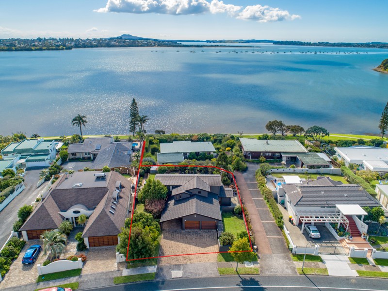 Residential  Mixed Housing Suburban Zone