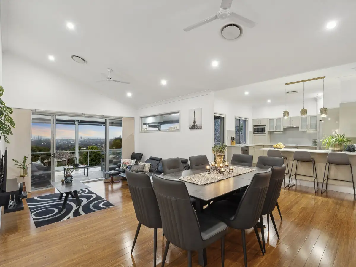 33 MOROCCAN ST, Highland Park, Gold Coast, 0 rūma, 0 rūma horoi, House