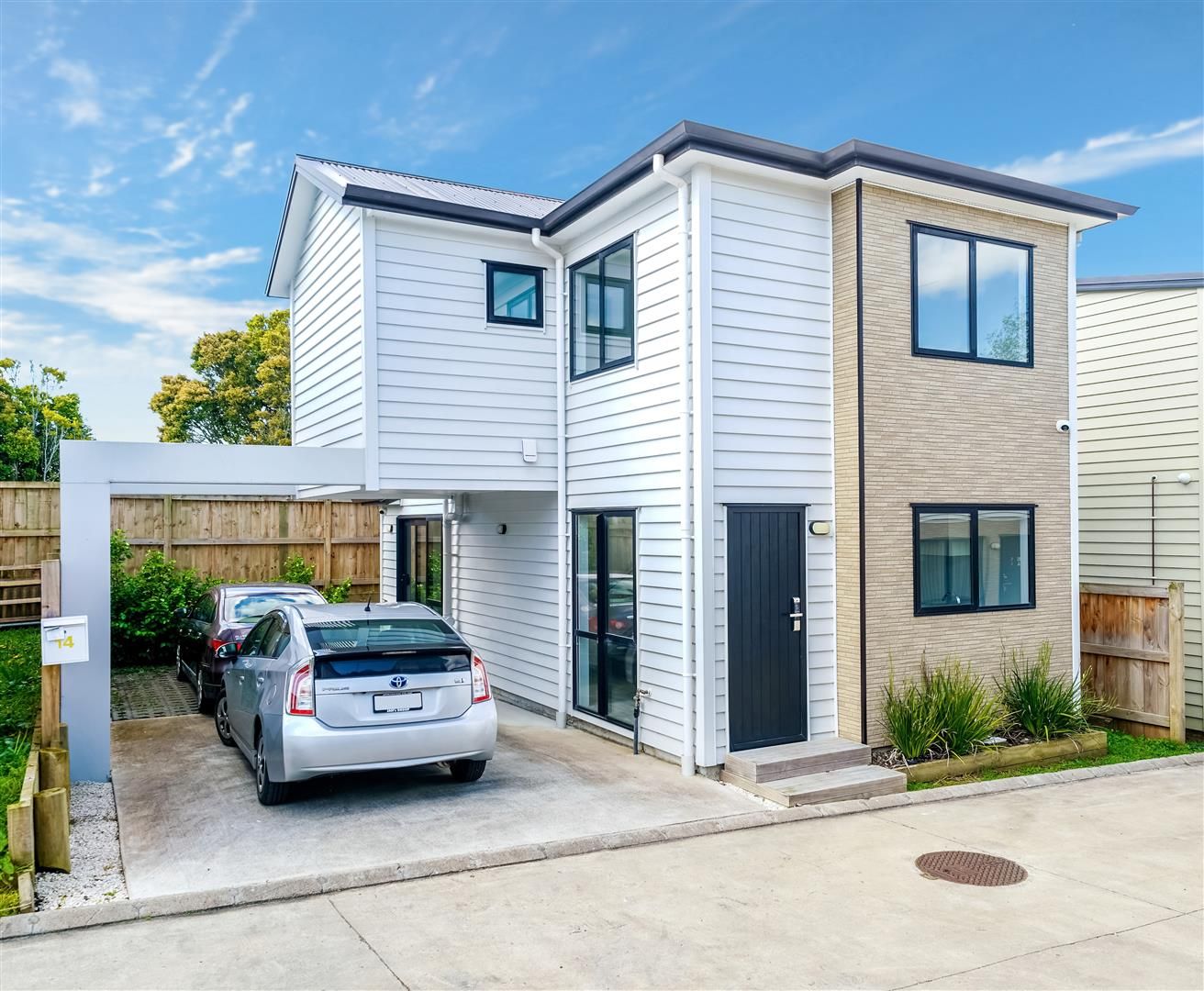 14 Matukutureia Lane, Manurewa