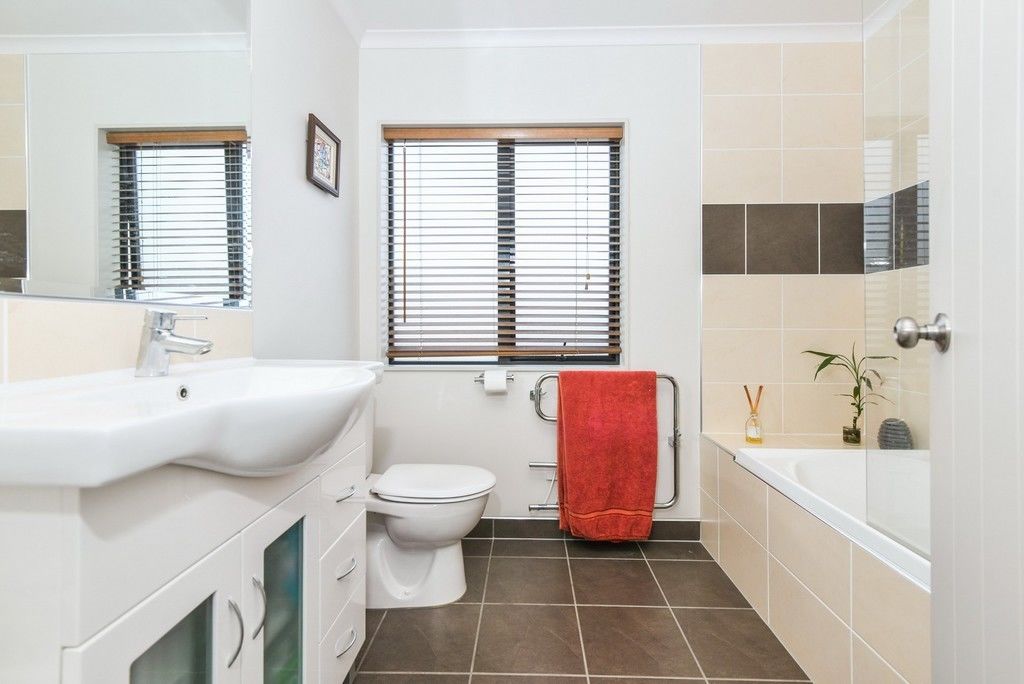 150a Aviemore Drive, Highland Park, Manukau City, 4 ਕਮਰੇ, 0 ਬਾਥਰੂਮ, Share