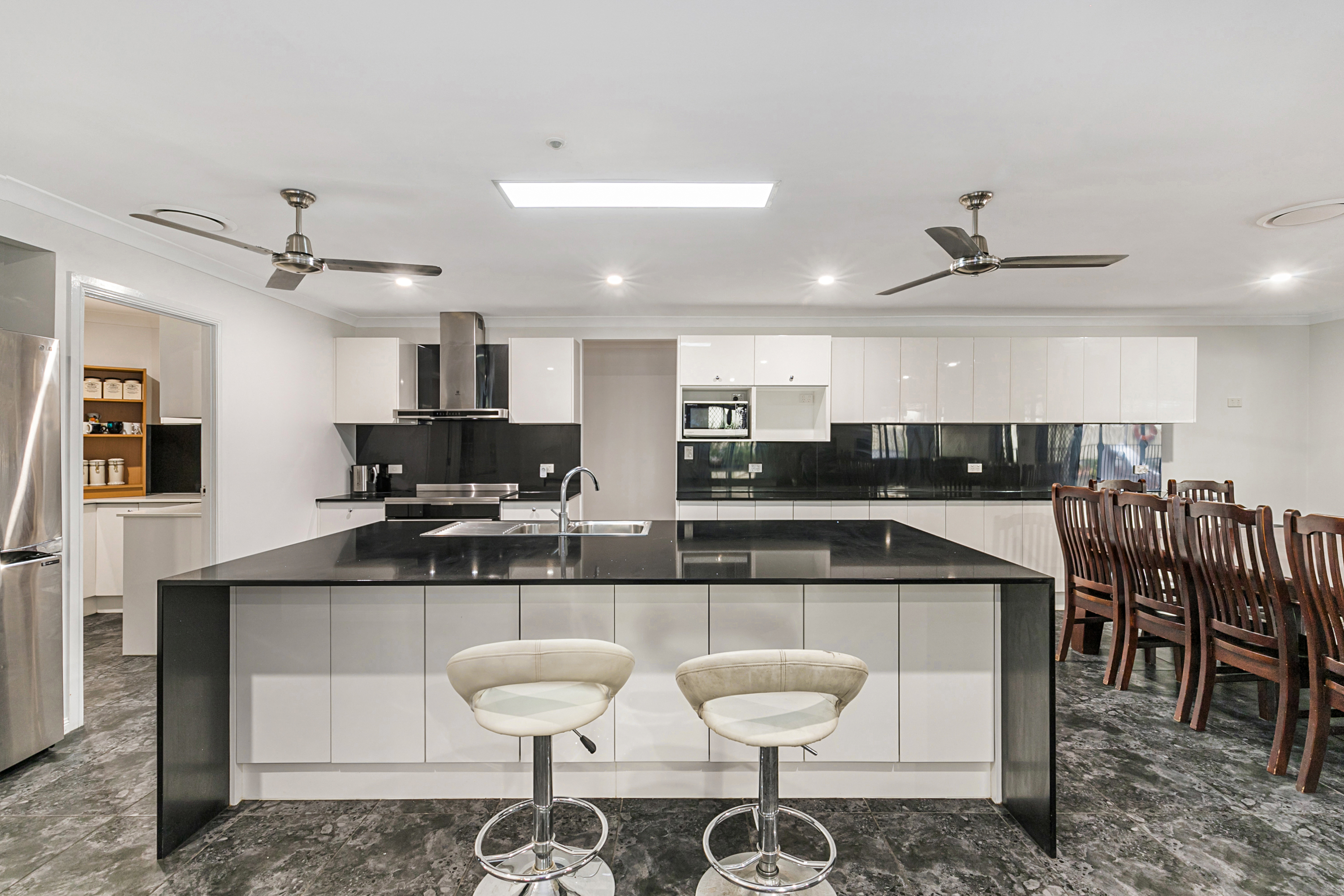 53 CARDWELL ST, Forest Lake, Brisbane Western Region, 0房, 0浴, House