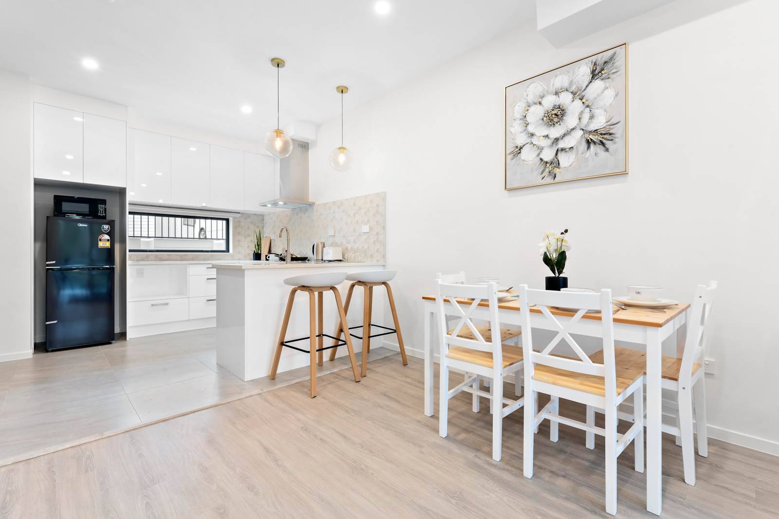 15c Tabitha Crescent, Henderson, Waitakere City, 2 phòng ngủ, 1 phòng tắm, Townhouse