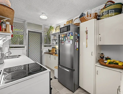 Unit 1/8 ELIZABETH AVENUE, BROADBEACH, 0 ਕਮਰੇ, 0 ਬਾਥਰੂਮ, Unit