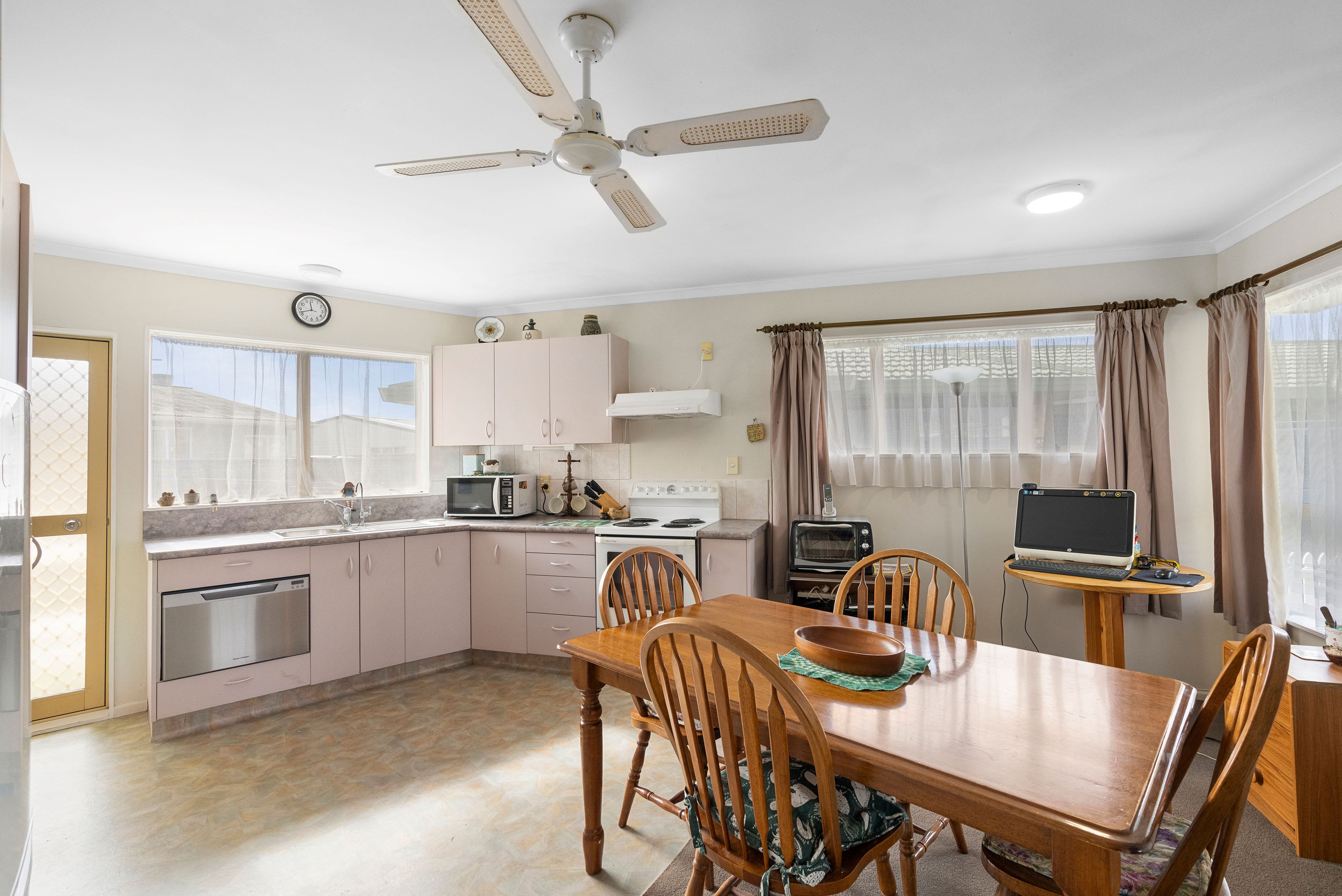 31 Karaka Crescent, Levin, Horowhenua, 2 Schlafzimmer, 1 Badezimmer, House
