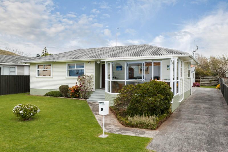 18 Matapouri Road, Mangere Bridge, Manukau City, 3 ਕਮਰੇ, 1 ਬਾਥਰੂਮ
