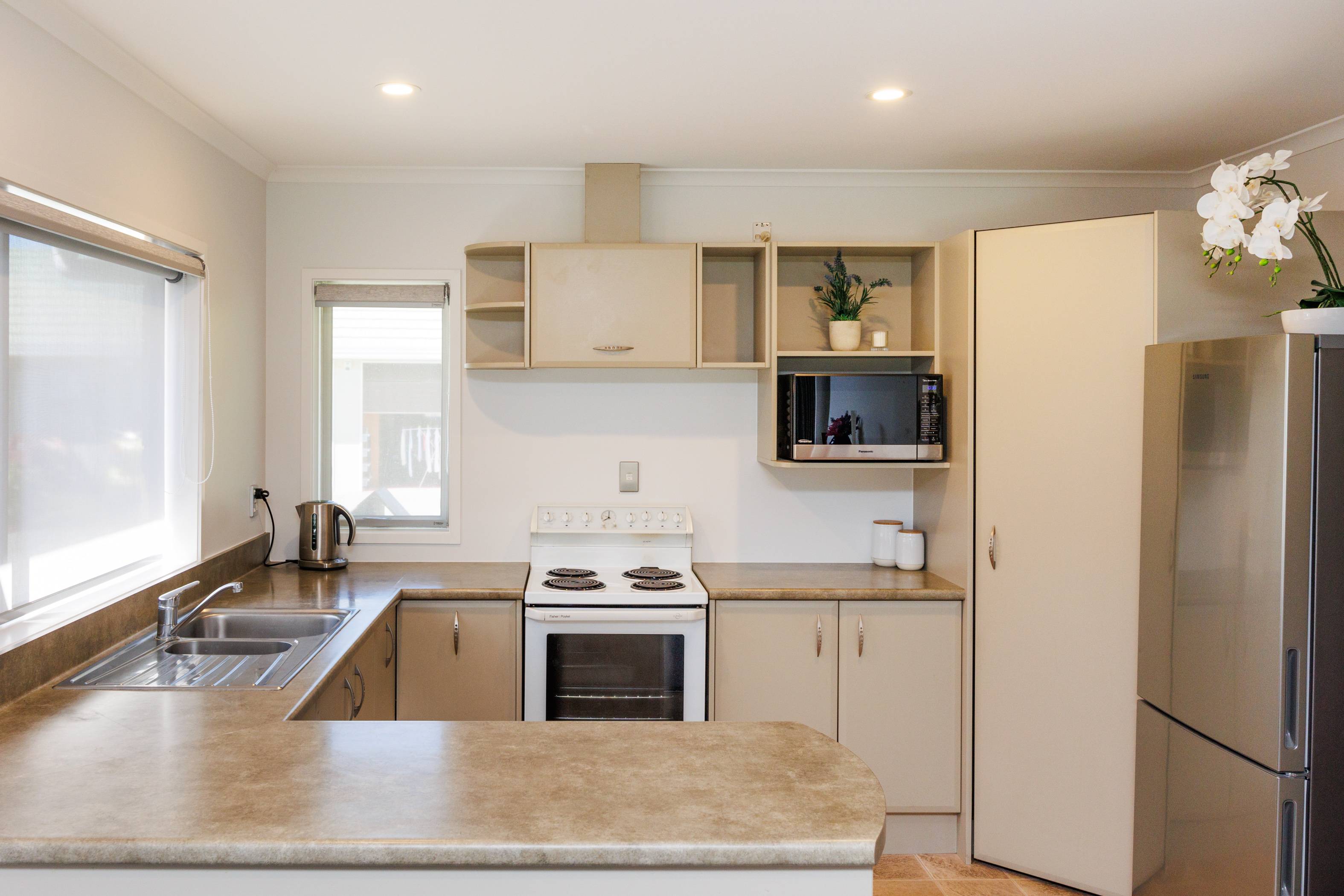 3 Foxtail Fern, Kelvin Grove, Palmerston North City, 2 rūma, 1 rūma horoi, Townhouse