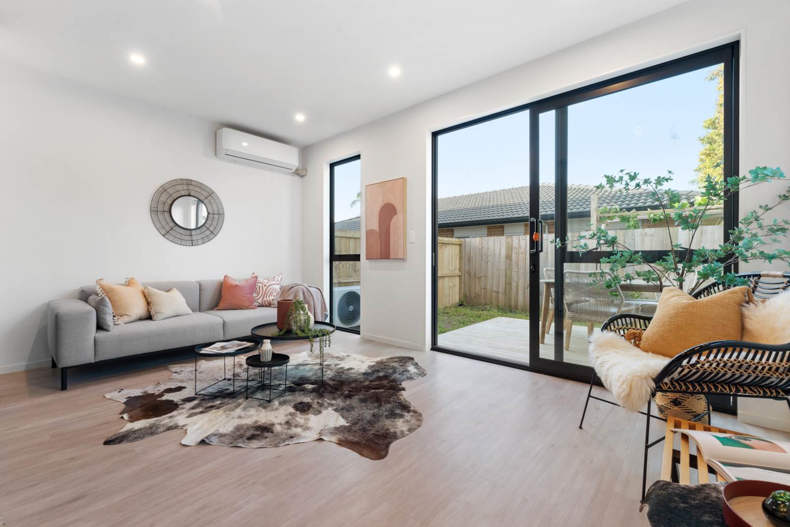 9/113 Te Atatu Road, Te Atatu South