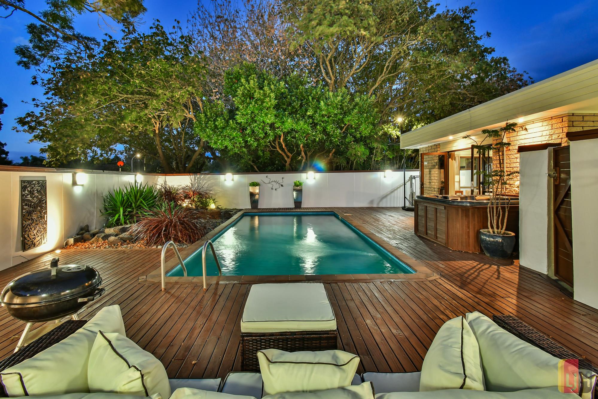 Residential  Mixed Housing Suburban Zone