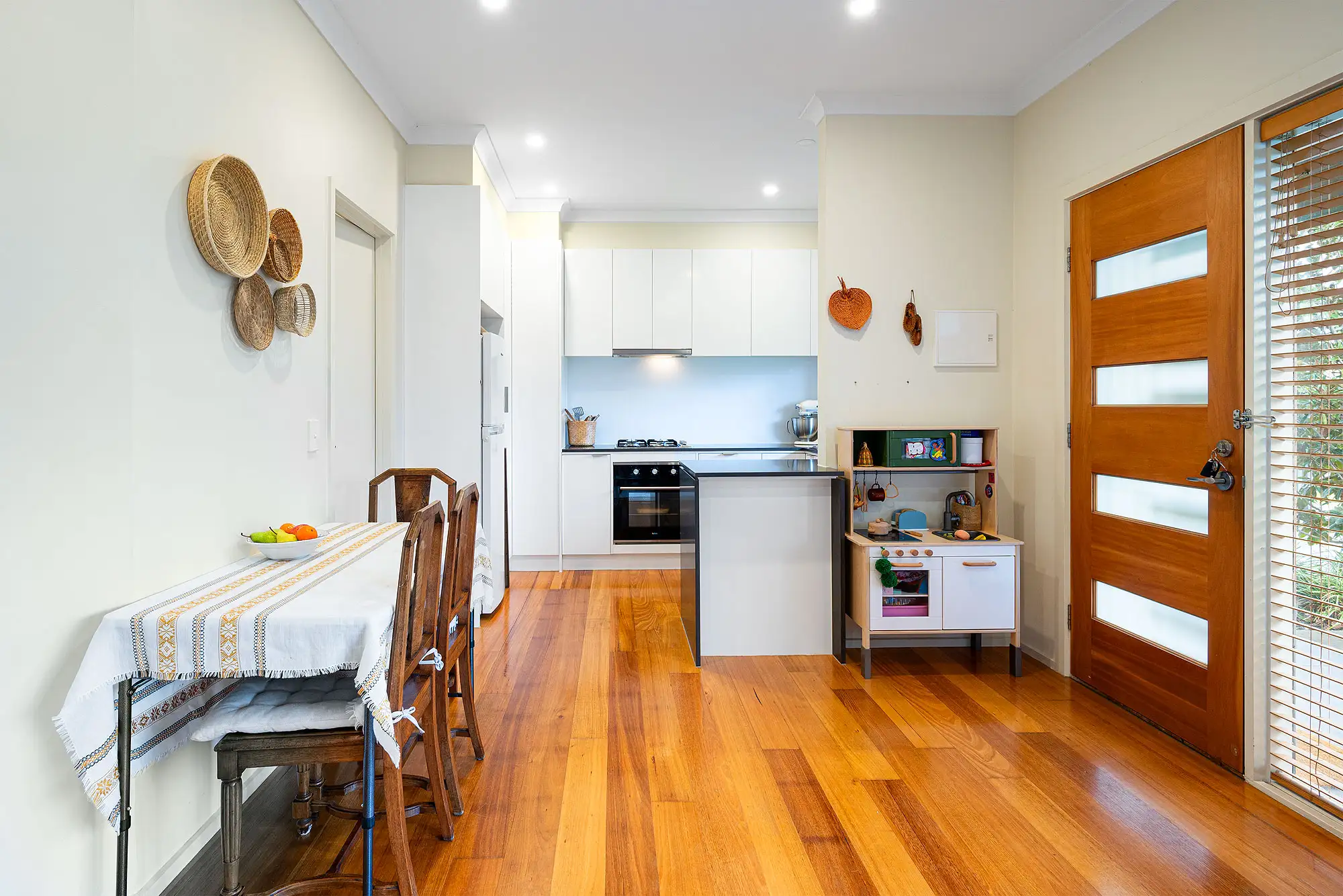 UNIT 1 12 DENNIS ST, Reservoir, North Melbourne, 0 ਕਮਰੇ, 0 ਬਾਥਰੂਮ, Townhouse