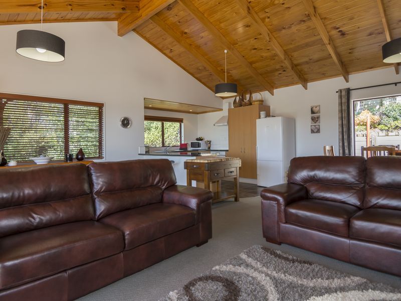38 Waipuna Grove, Welcome Bay