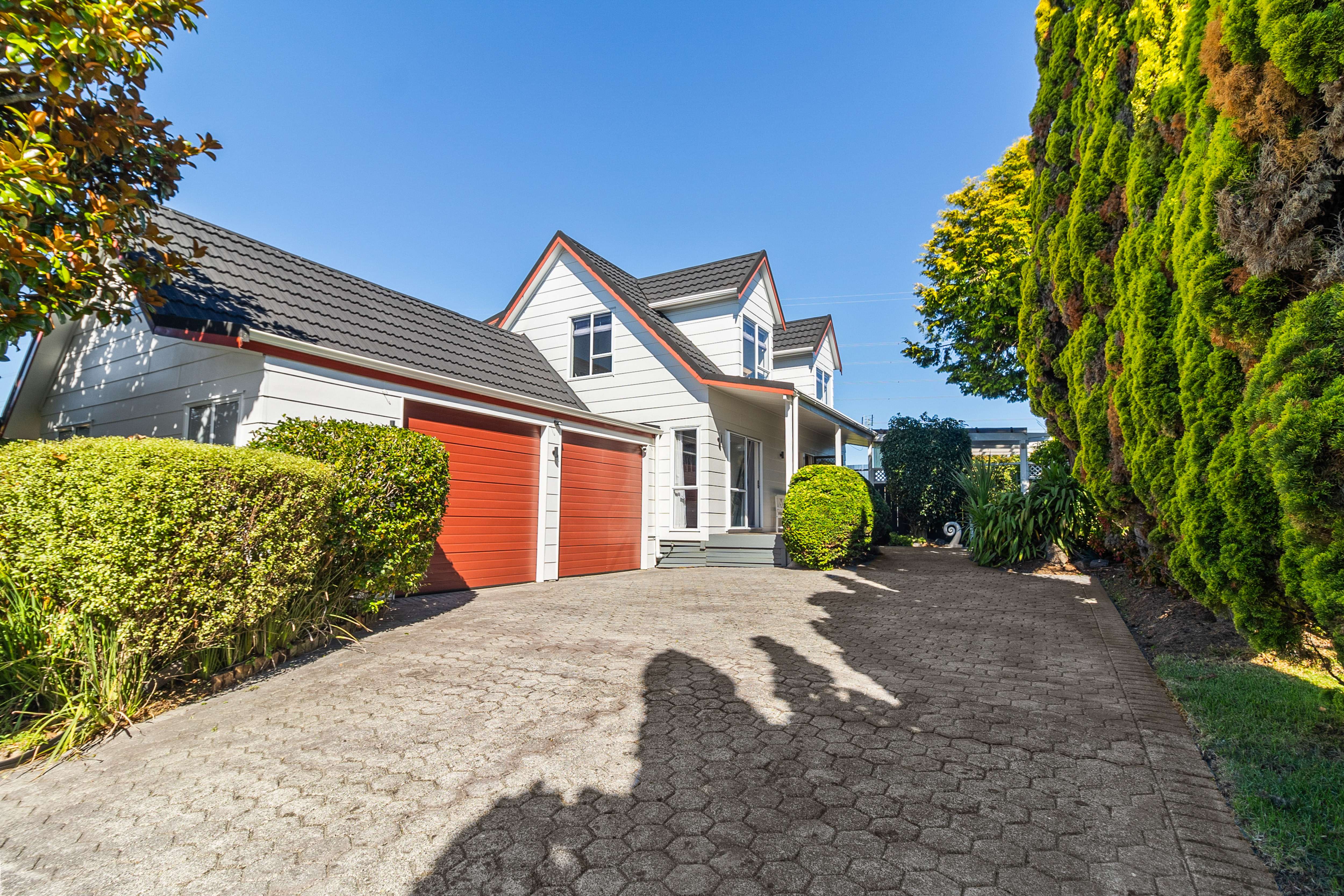 38 Barnhill Crescent, Pahurehure, Papakura, 3 Bedrooms, 2 Bathrooms, House