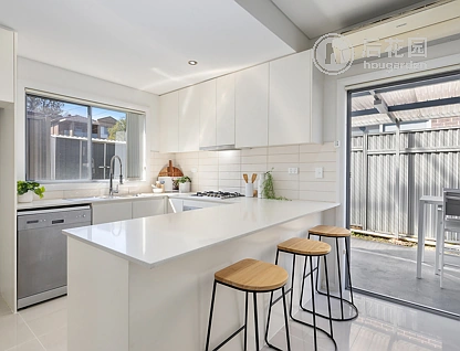 Unit 1/20 GROVE AVENUE, NARWEE, 0 habitaciones, 0 baños, Townhouse