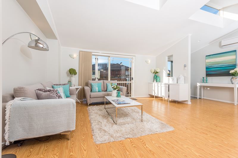 17 Zefiro Drive, Massey, Waitakere City, 3 ਕਮਰੇ, 2 ਬਾਥਰੂਮ