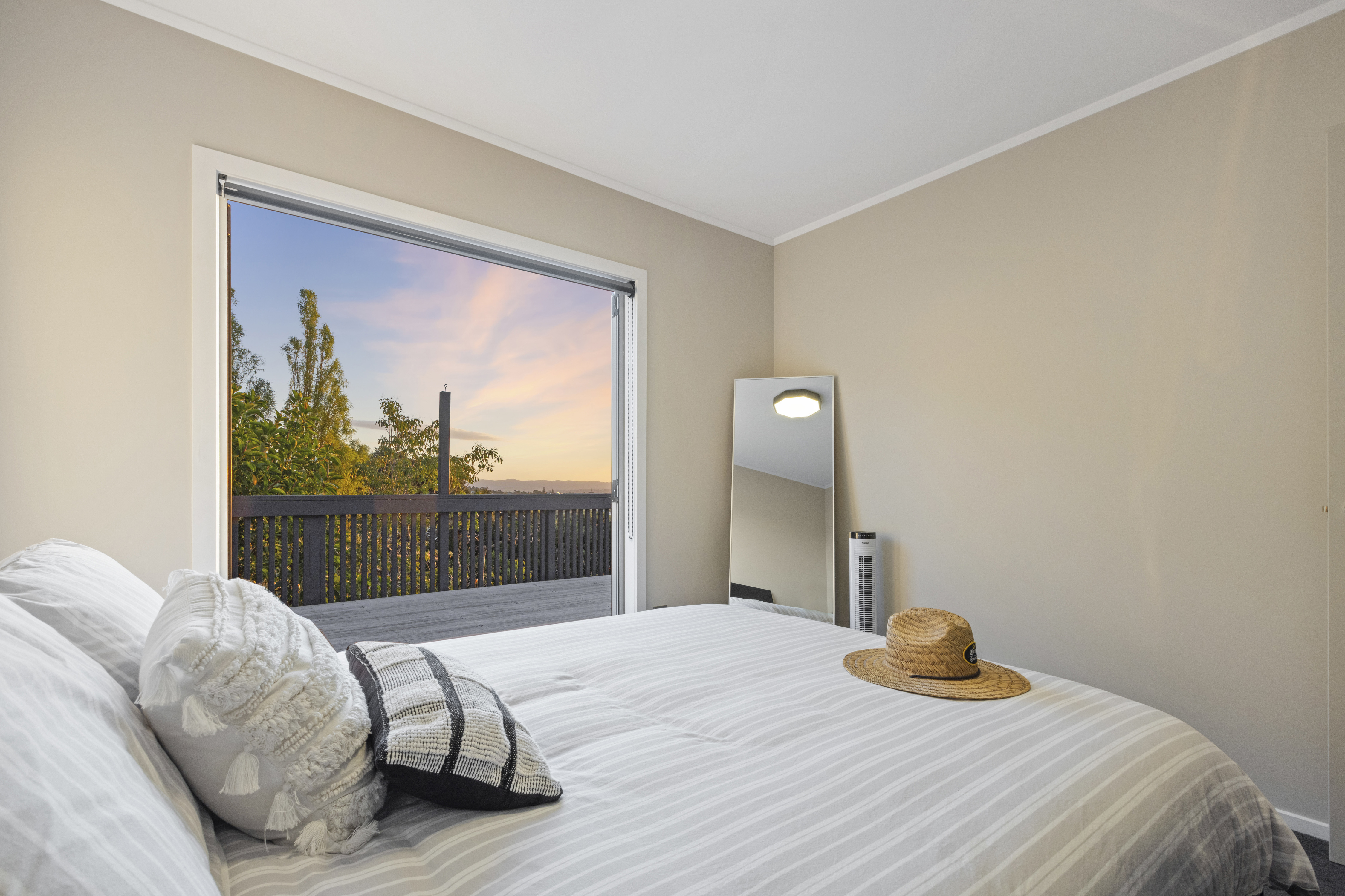 9 Gillan Place, Bayview, North Shore City, 3 ห้องนอน, 1 ห้องน้ำ, House