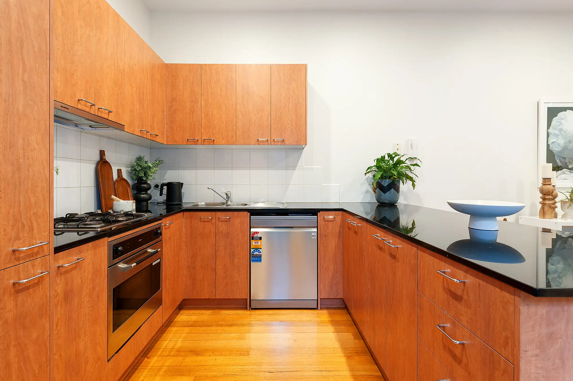 UNIT 3 297 WELLINGTON ST, Collingwood, Melbourne CBD, 0房, 0浴, Townhouse