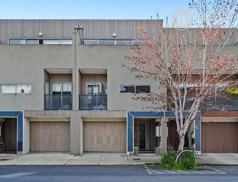 Unit 4/3 STURT STREET, ESSENDON, 3房, 3浴, Townhouse