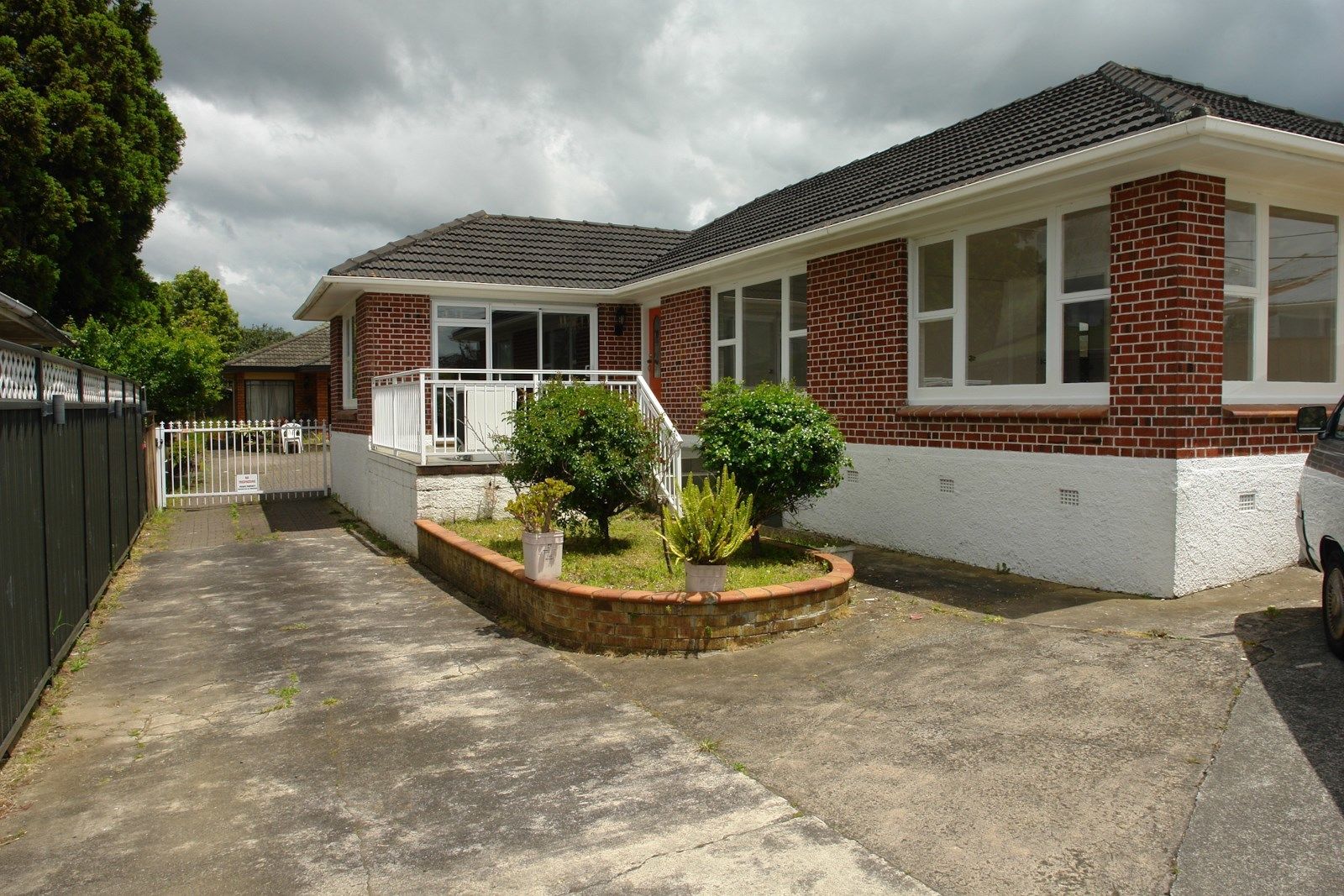 10 Brains Road, Kelston