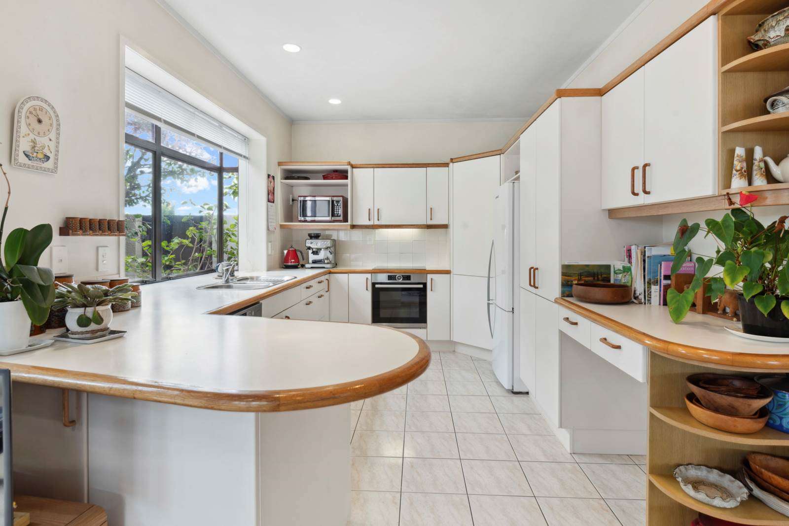 1/101 Bleakhouse Road, Howick, Manukau City, 4部屋, 2バスルーム, House