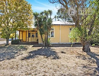 17 SHARPES RD, MINERS REST VIC 3352, 0 Kuwarto, 0 Banyo, House