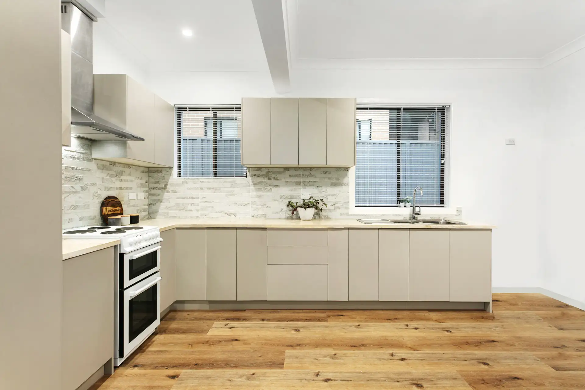 14 TAVISTOCK RD, South Hurstville, St George, 0 कमरे, 0 बाथरूम, House