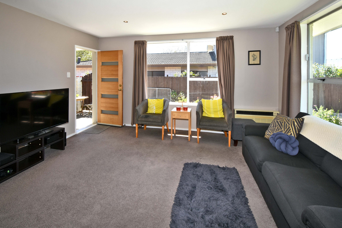 2/4 Langham Place, Redwood, Christchurch City, 2 ਕਮਰੇ, 1 ਬਾਥਰੂਮ