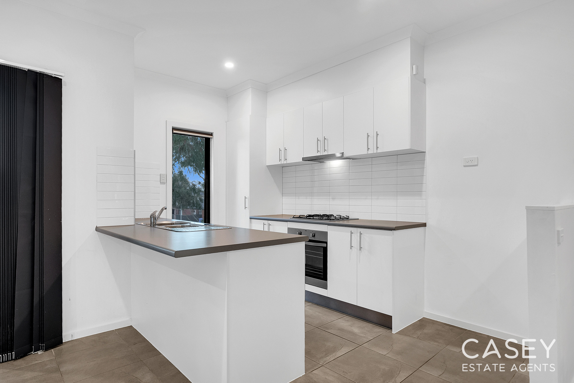 37 NUGGET WAY, Cranbourne East, South East Melbourne, 0房, 0浴, Townhouse