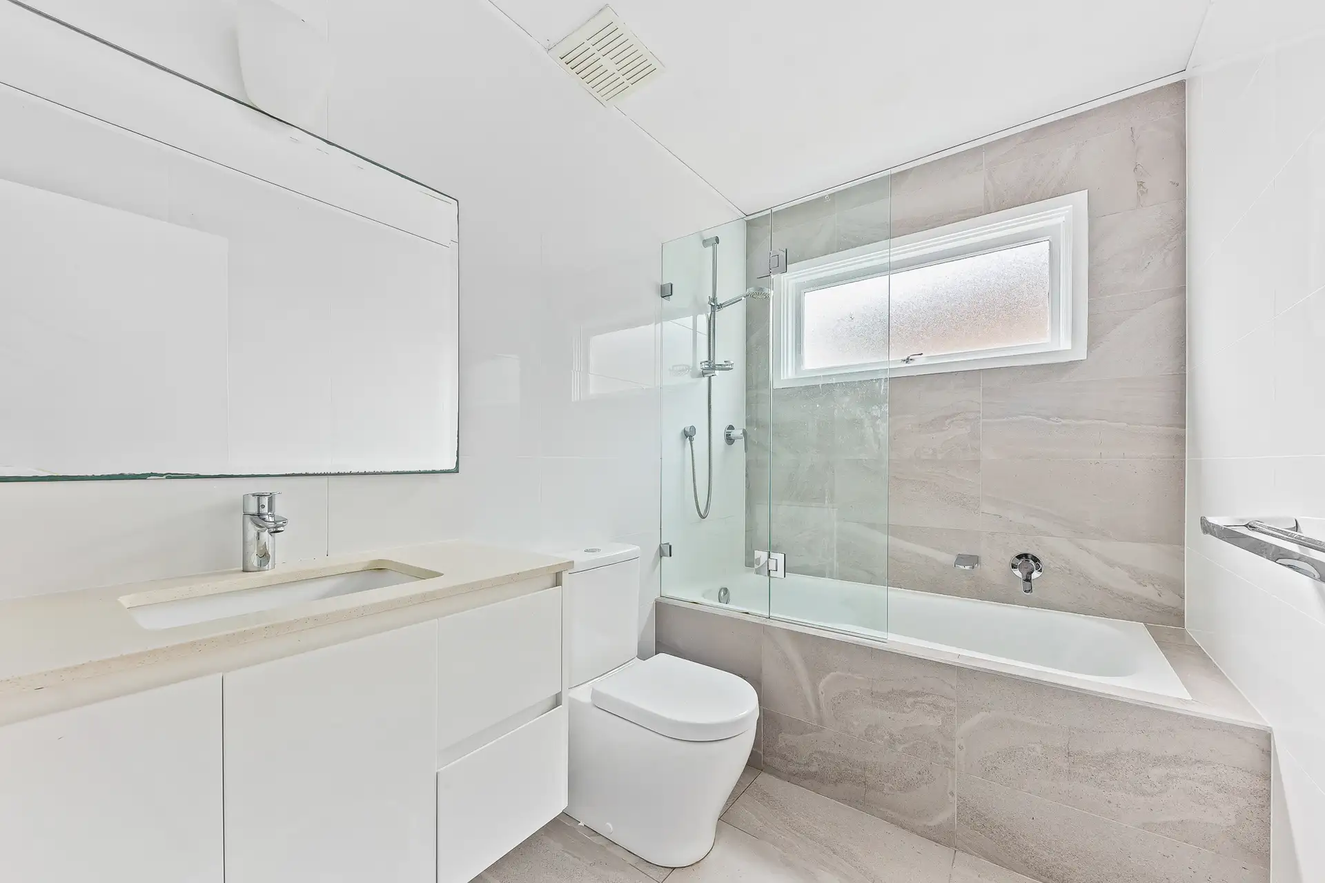 82 ARCADIAN CCT, Carlingford, Parramatta (Northwest suburbs), 0 rūma, 0 rūma horoi, House