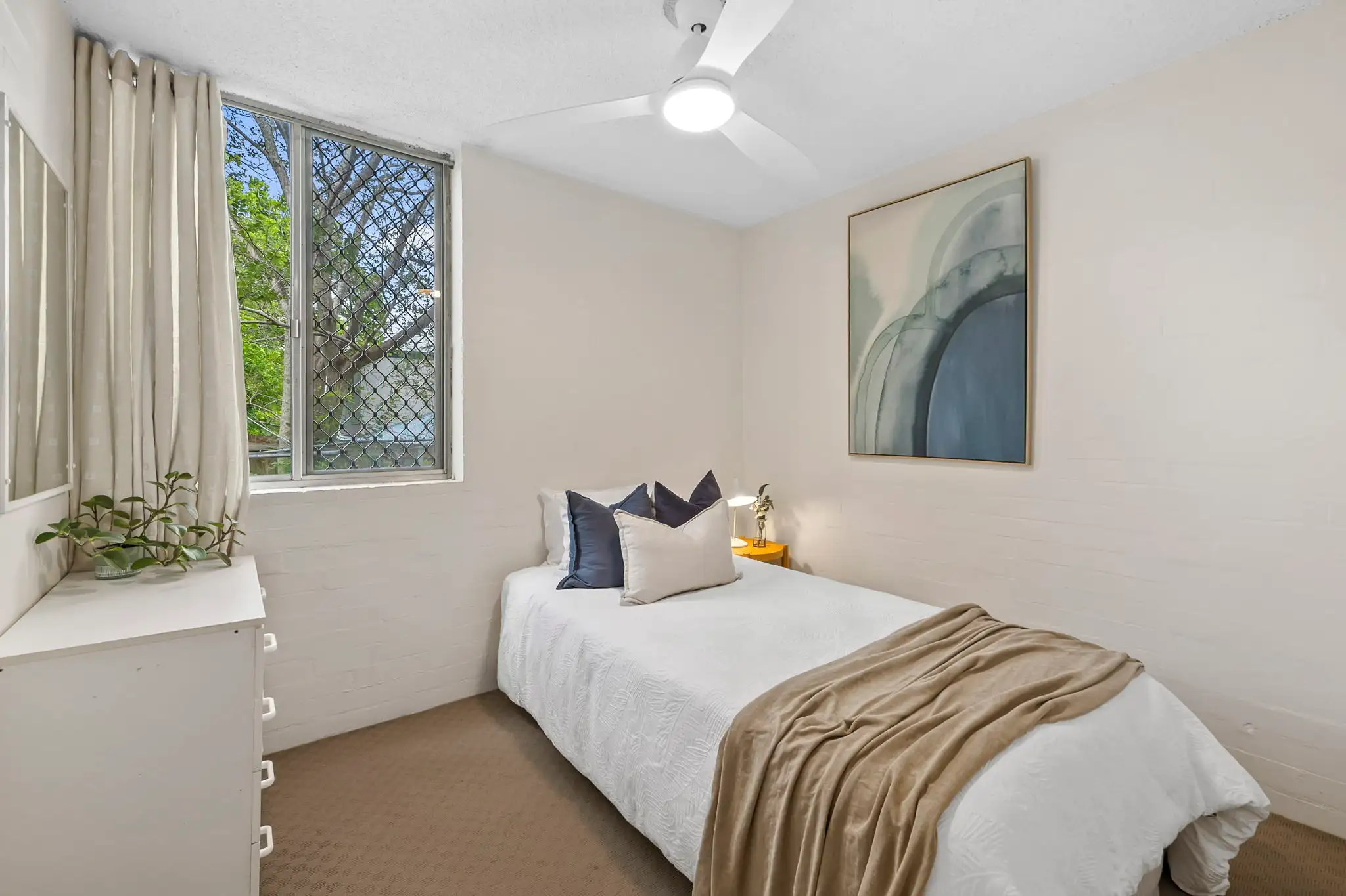 UNIT 4 28 UNDERHILL AV, Indooroopilly, Brisbane Western Region, 0 कमरे, 0 बाथरूम, Unit