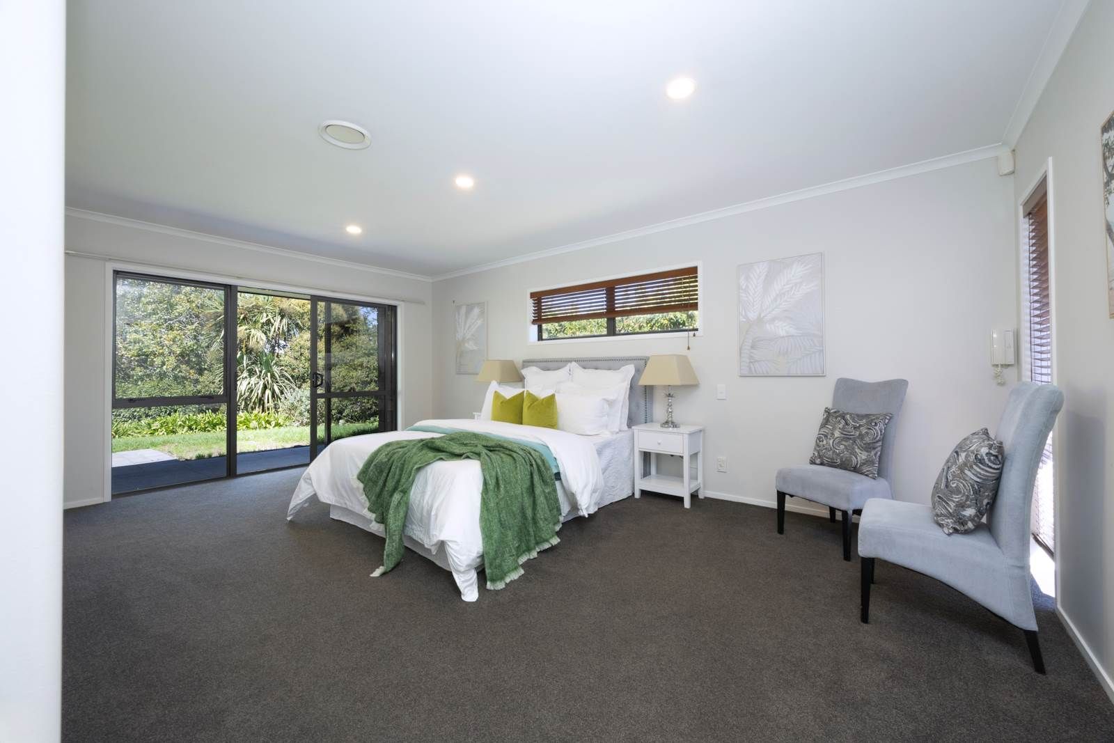 8 Regis Lane, Flat Bush, Auckland - Manukau, 7部屋, 3バスルーム, Home & Income