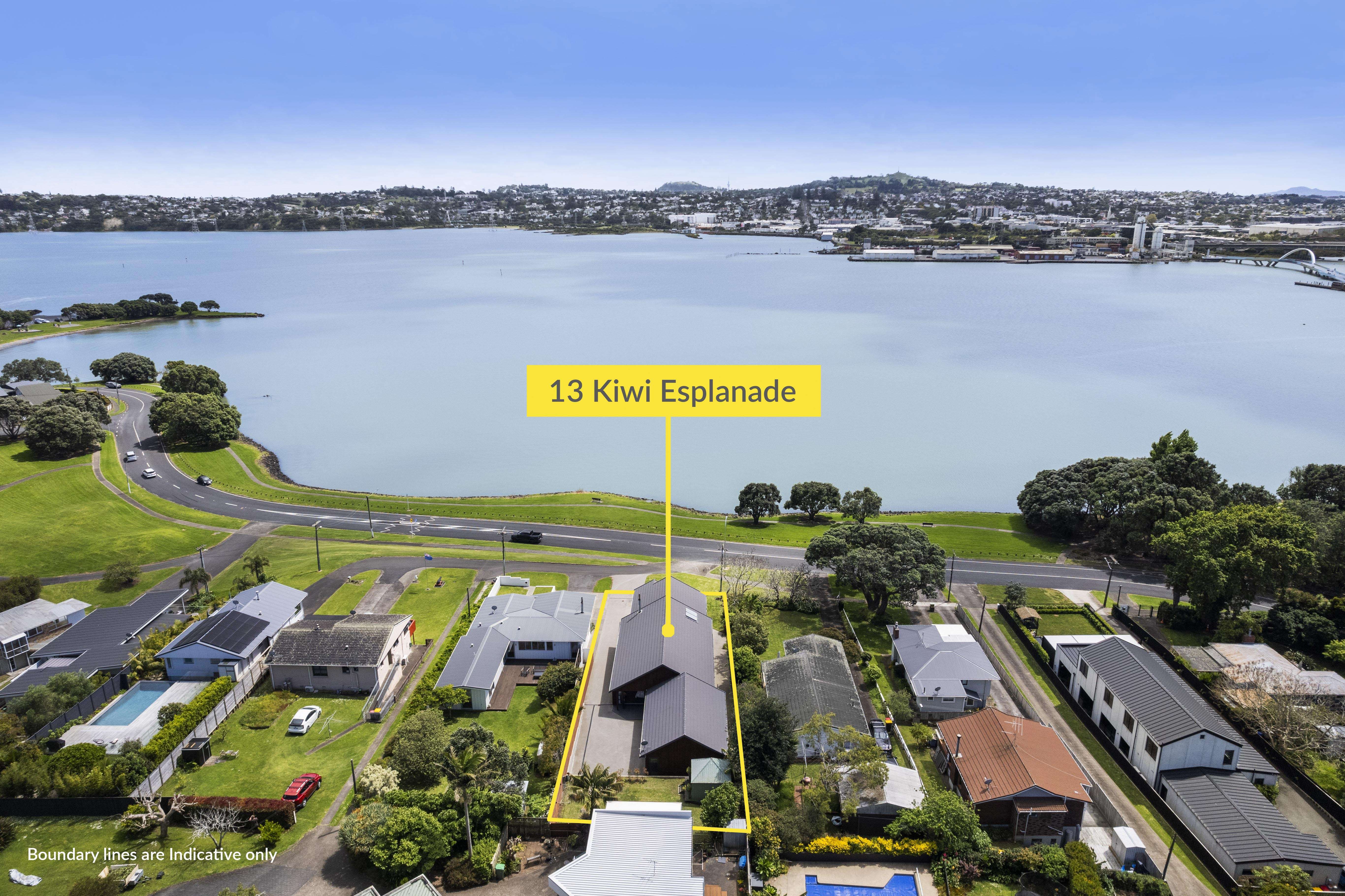 13 Kiwi Esplanade, Mangere Bridge, Manukau City, 4 कमरे, 3 बाथरूम, House