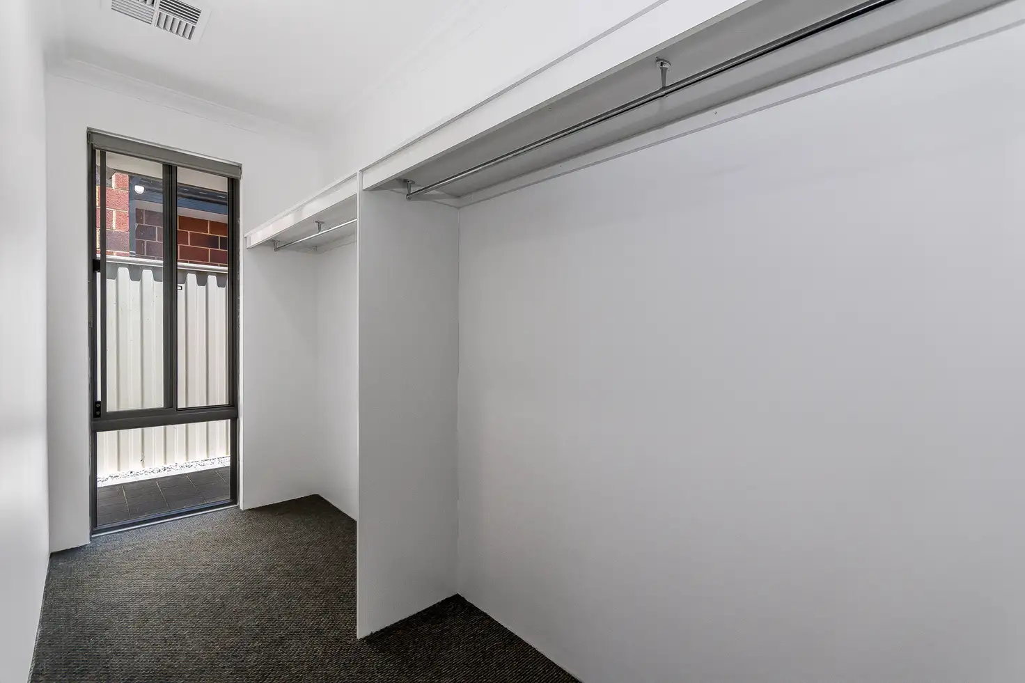 24 VIVACITY ST, Hilbert, South East Perth, 0 침실, 0 욕실, House