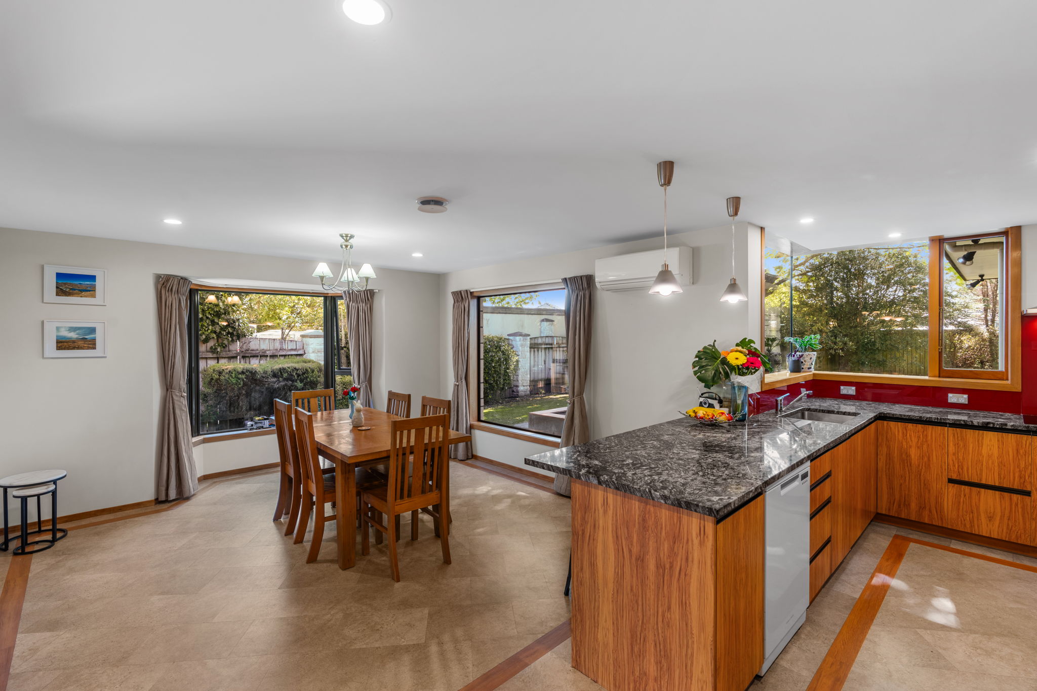 18 Sunbeam Place, Halswell, Christchurch City, 4房, 2浴, House