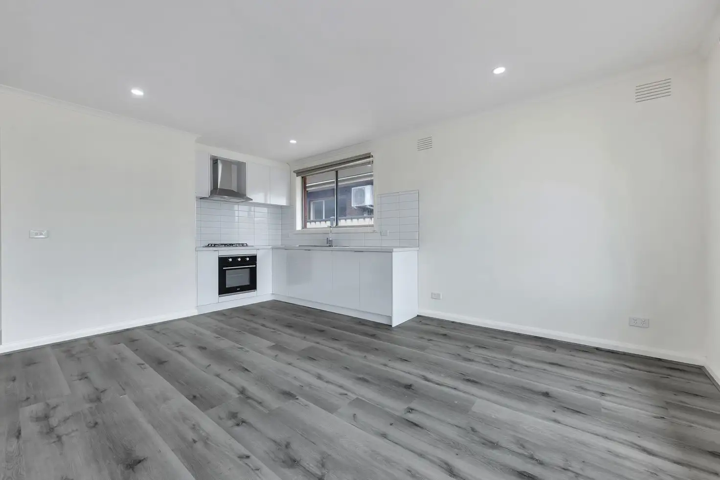 36 CHARLOTTE ST, Sunshine West, Western Melbourne, 0 ห้องนอน, 0 ห้องน้ำ, House