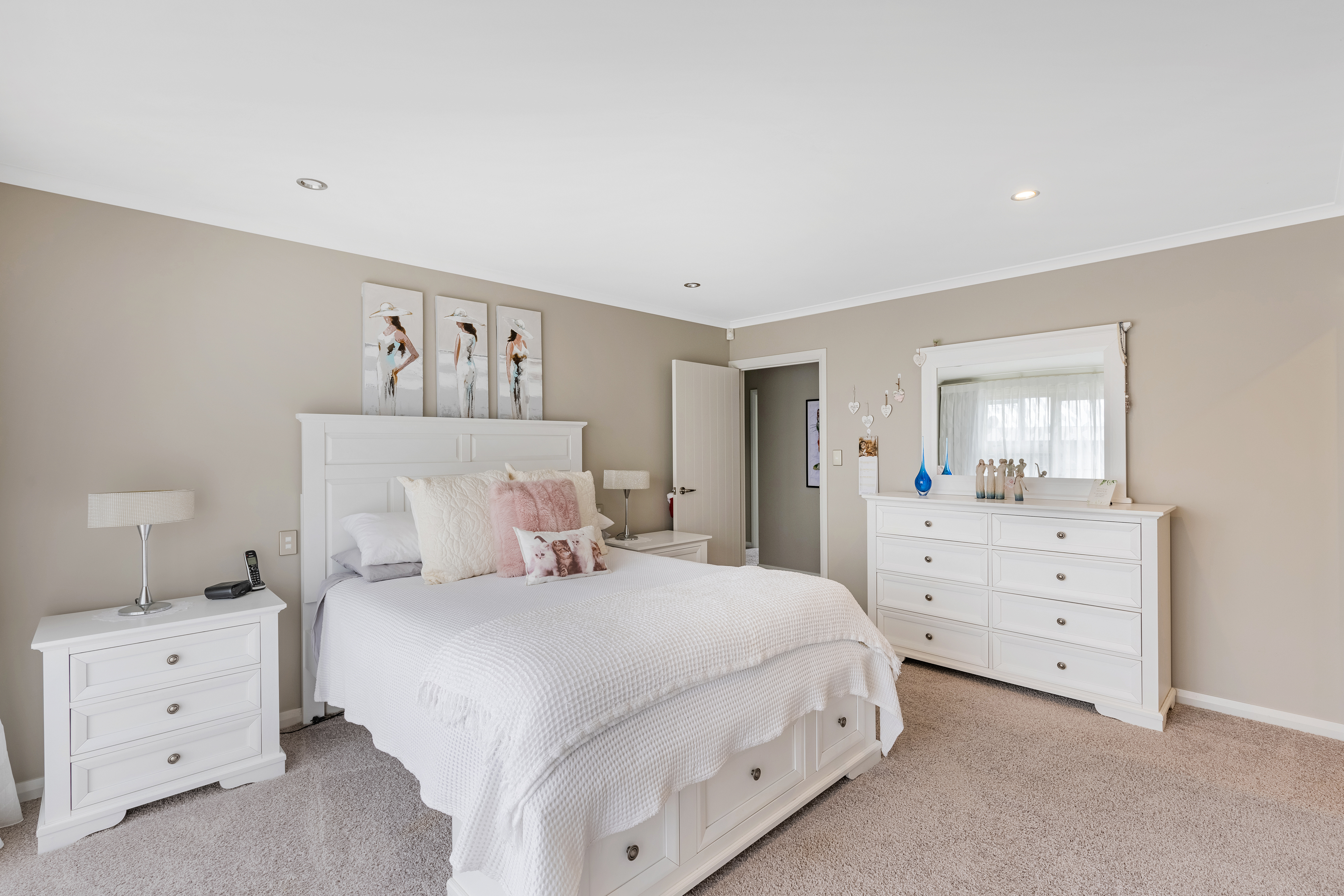11 Monaco Grove, Fitzherbert, Palmerston North City, 3 Bedrooms, 2 Bathrooms, House