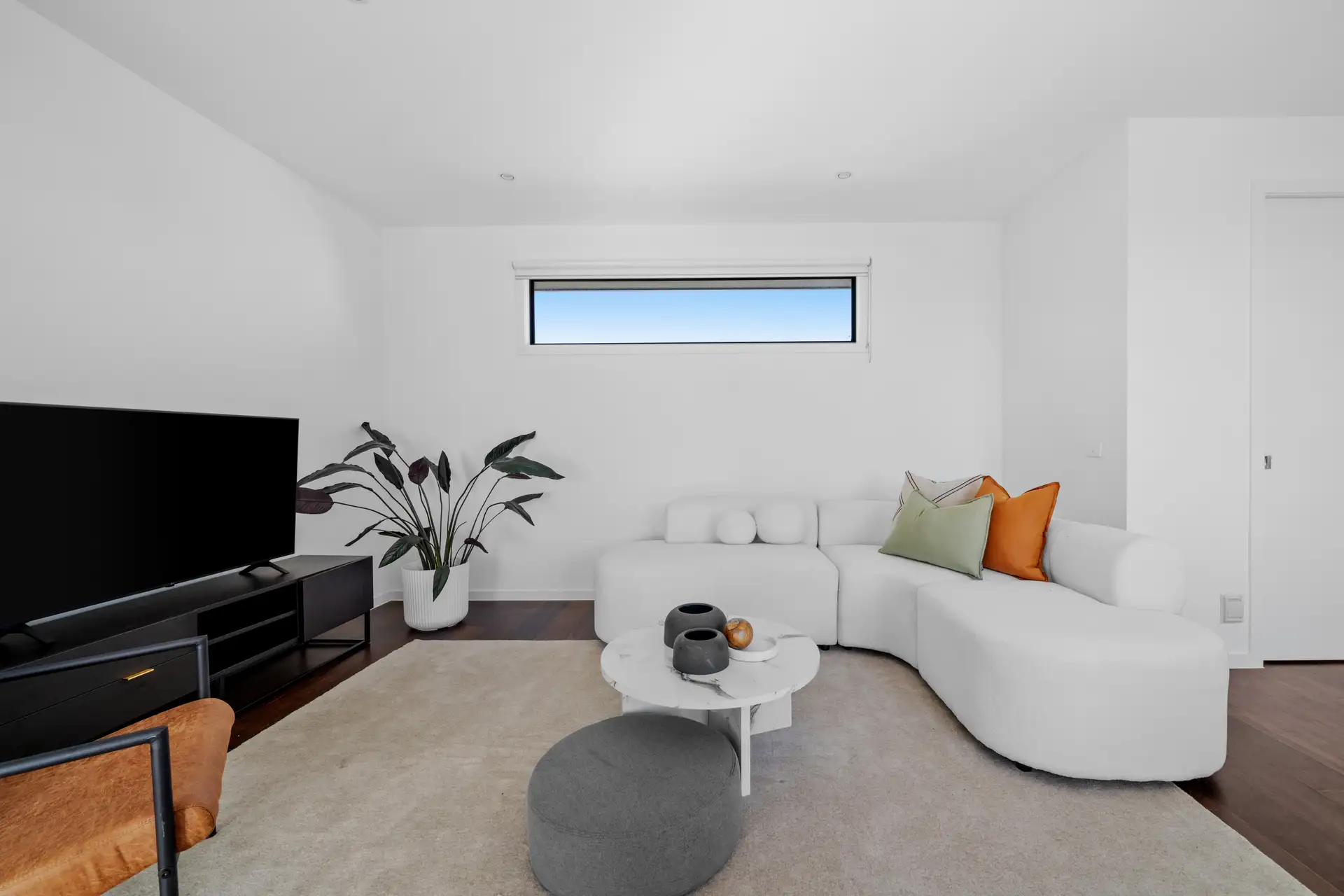 UNIT 4 12 MORTON ST, Essendon, North Melbourne, 0部屋, 0バスルーム, Townhouse
